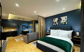 Premium Apartments