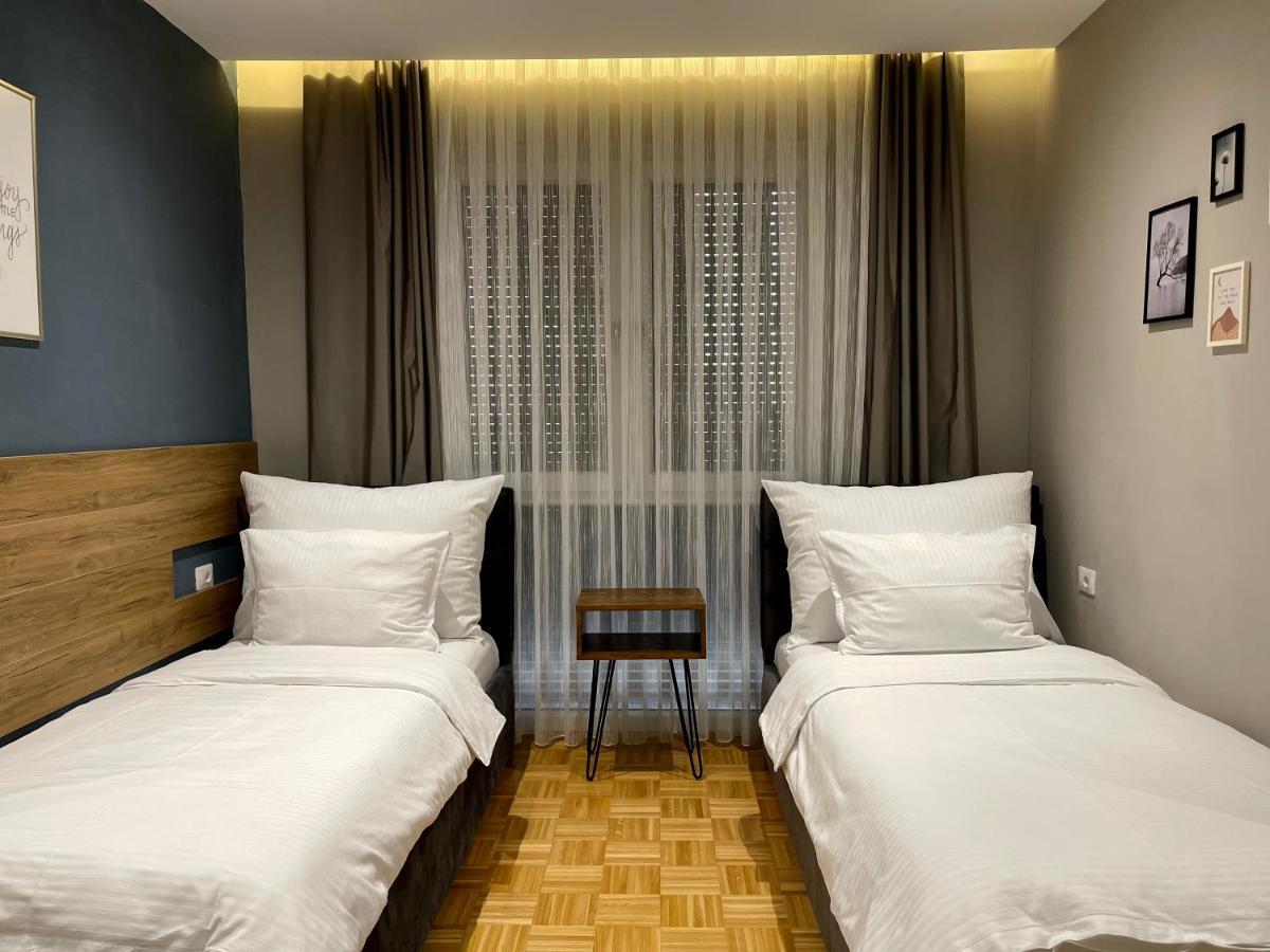 Premium Apartments Gjakova Εξωτερικό φωτογραφία